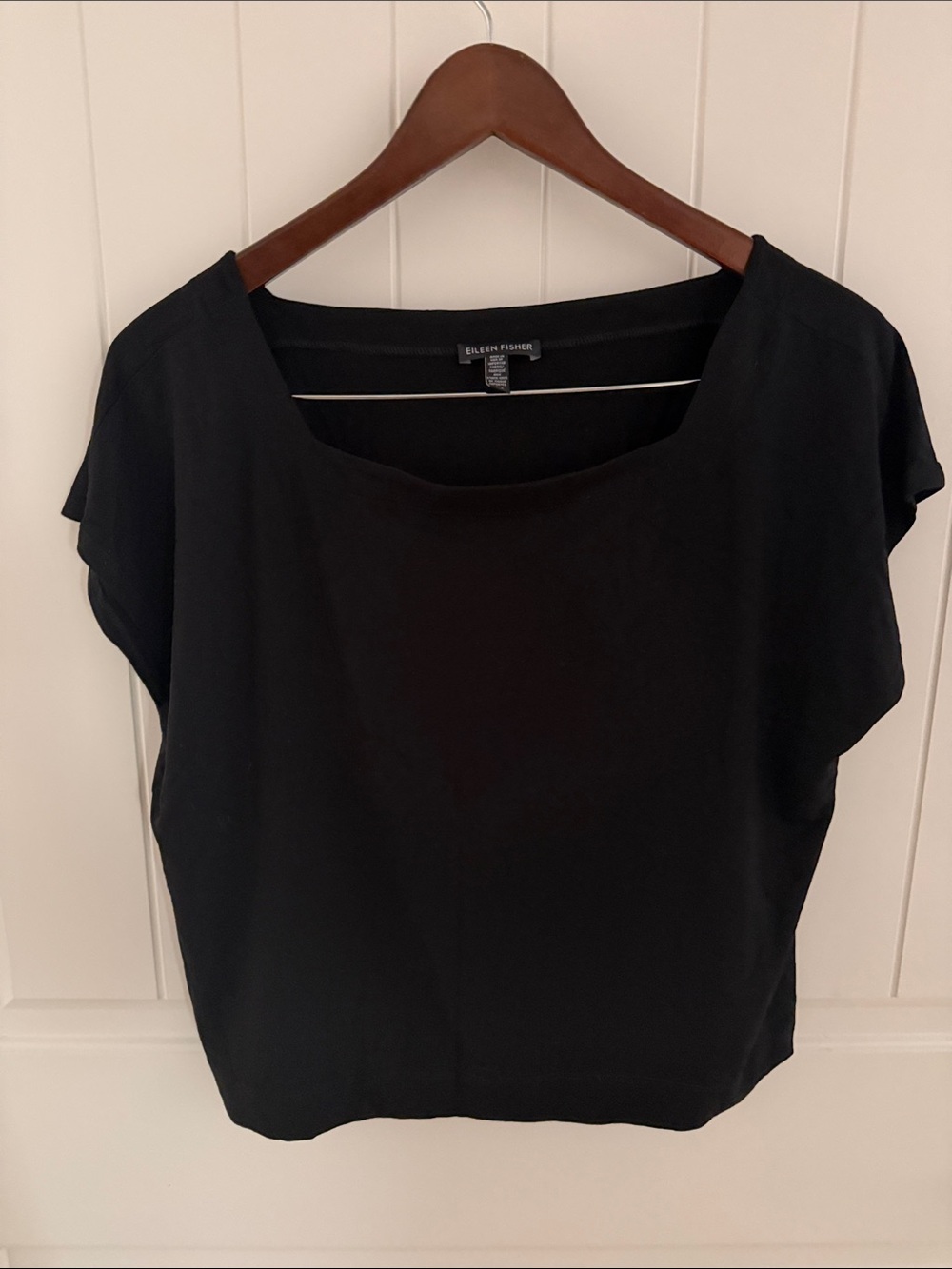 EILEEN FISHER Black Cap-Sleeve Boat Neck Top